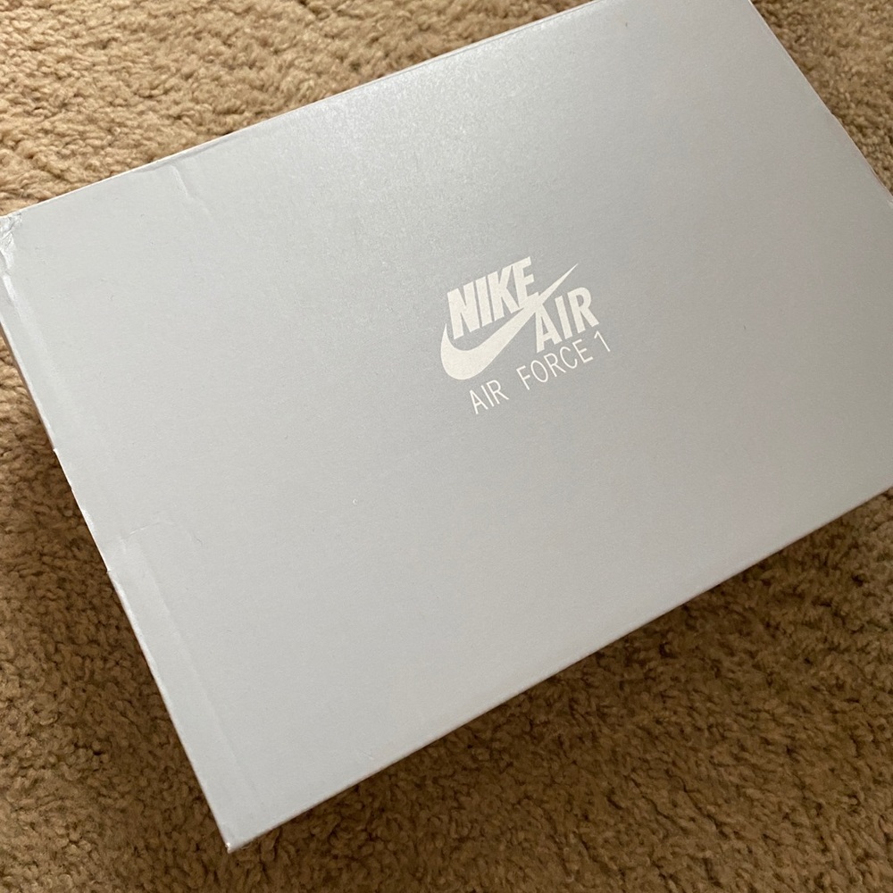 Nike Air Force 1 07